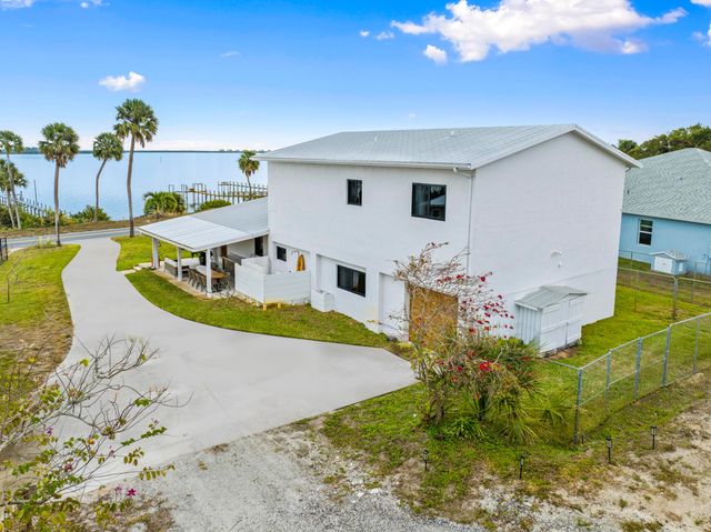 8309 S Indian River Drive, Fort Pierce, FL 34982