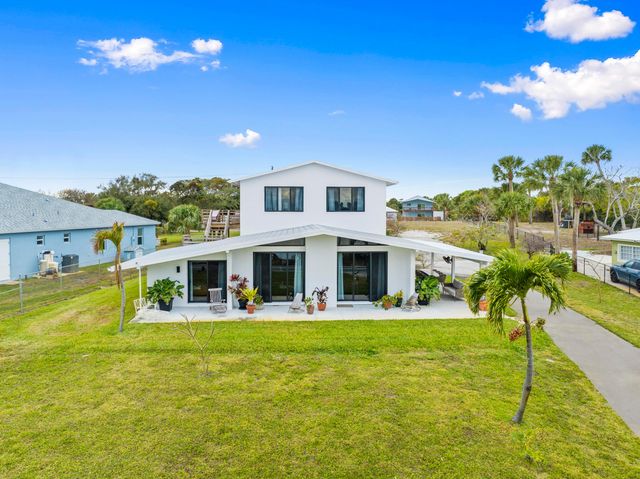 8309 S Indian River Drive, Fort Pierce, FL 34982