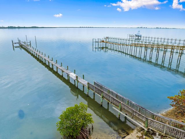 8309 S Indian River Drive, Fort Pierce, FL 34982