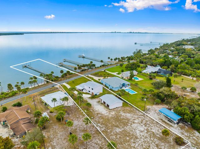 8309 S Indian River Drive, Fort Pierce, FL 34982