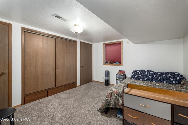 10378 N Bateman St, Hayden, ID 83835