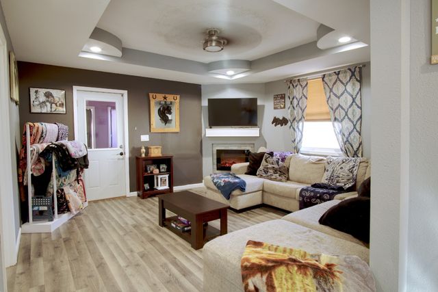 2743 Des Moines Street, Des Moines, IA 50317