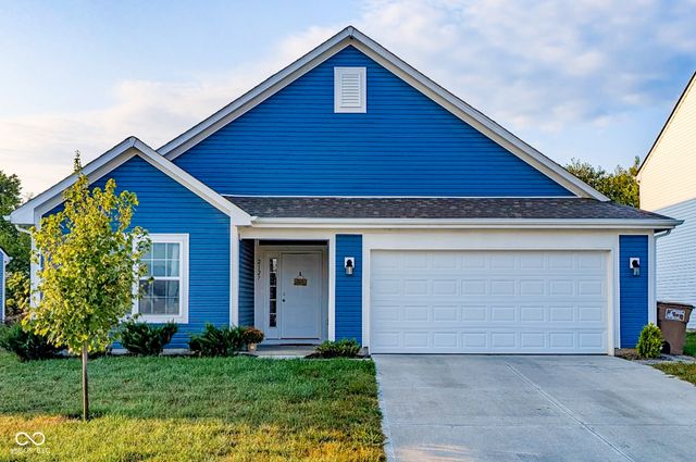 2127 Abbey Lane, Columbus, IN 47201