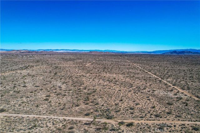 777 La Brisa Road, Yucca Valley, CA 92284