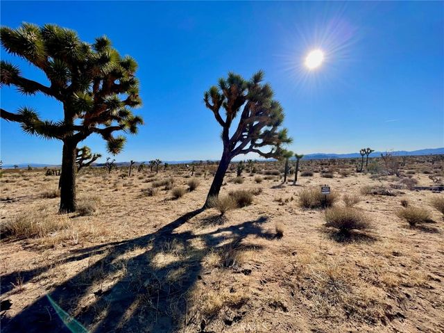 777 La Brisa Road, Yucca Valley, CA 92284