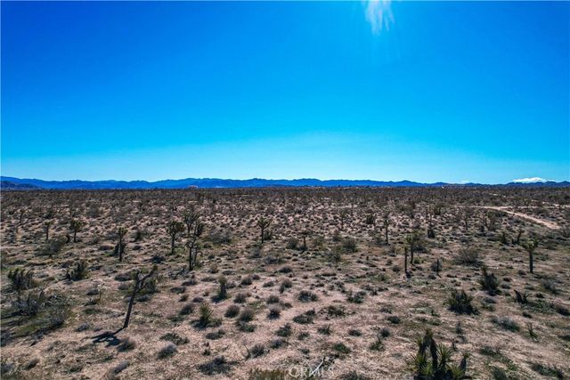 777 La Brisa Road, Yucca Valley, CA 92284