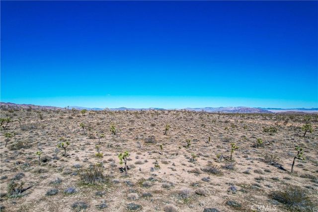 777 La Brisa Road, Yucca Valley, CA 92284