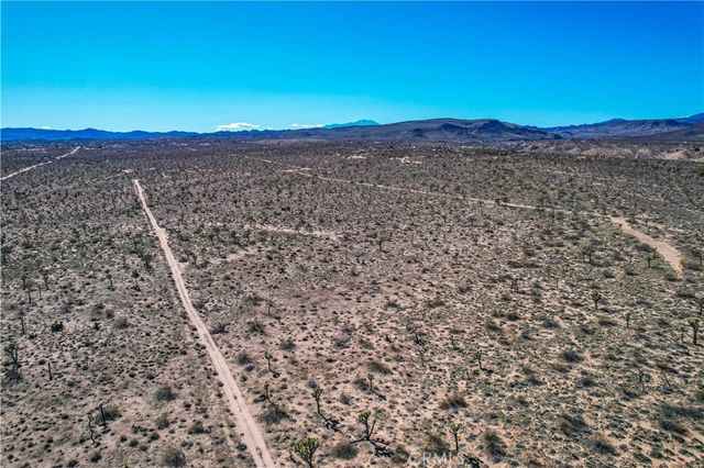 777 La Brisa Road, Yucca Valley, CA 92284