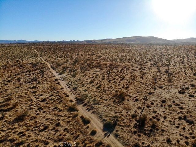 777 La Brisa Road, Yucca Valley, CA 92284