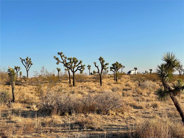 777 La Brisa Road, Yucca Valley, CA 92284