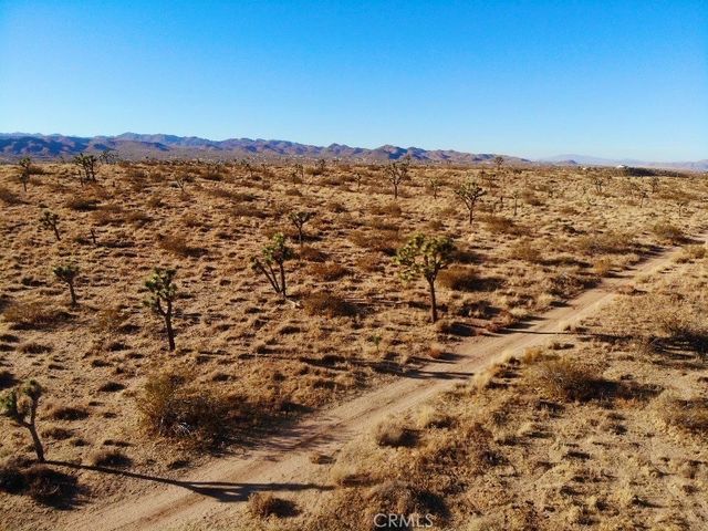 777 La Brisa Road, Yucca Valley, CA 92284