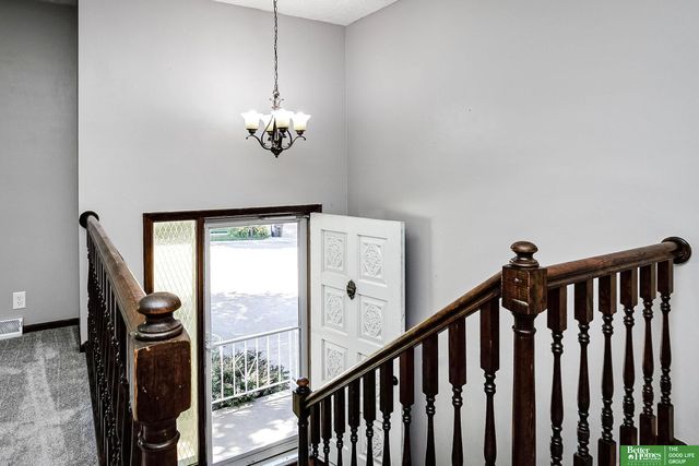 10734 Borman Circle, Omaha, NE 68127