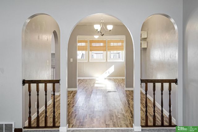 10734 Borman Circle, Omaha, NE 68127