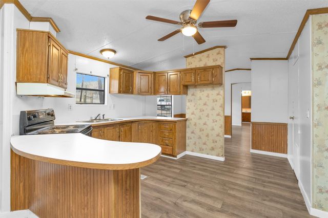 Split A Tall Pine Road, Navasota, TX 77868