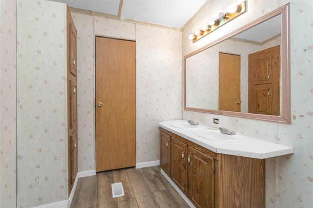 Split A Tall Pine Road, Navasota, TX 77868