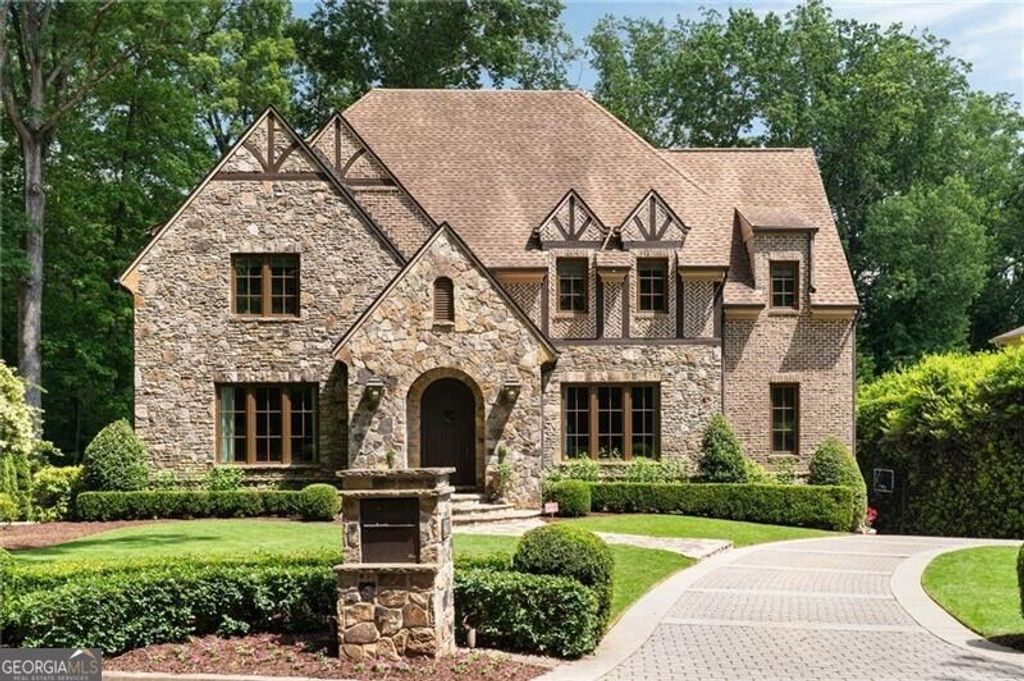 4207 Glengary Drive NE, Atlanta, GA 30342 — exterior