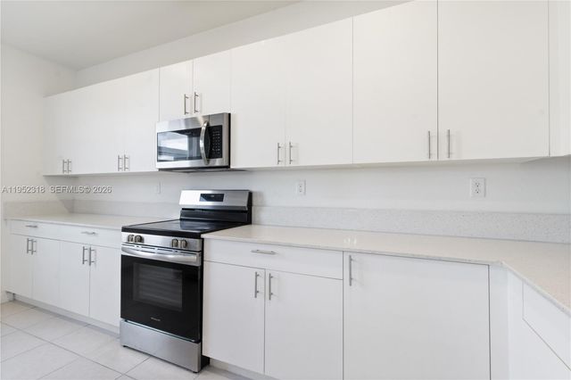 16925 SW 289th Ter, Homestead, FL 33030