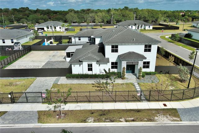 16925 SW 289th Ter, Homestead, FL 33030