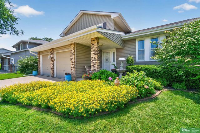 6706 S 77 Street, Ralston, NE 68127