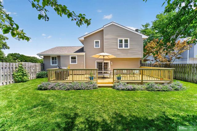 6706 S 77 Street, Ralston, NE 68127