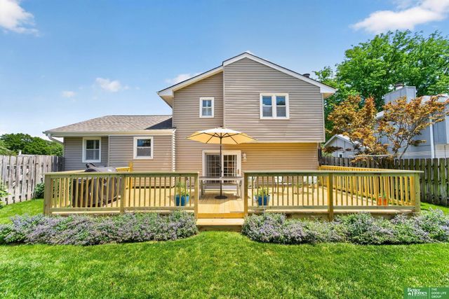 6706 S 77 Street, Ralston, NE 68127