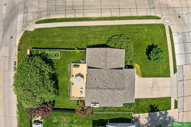 6706 S 77 Street, Ralston, NE 68127