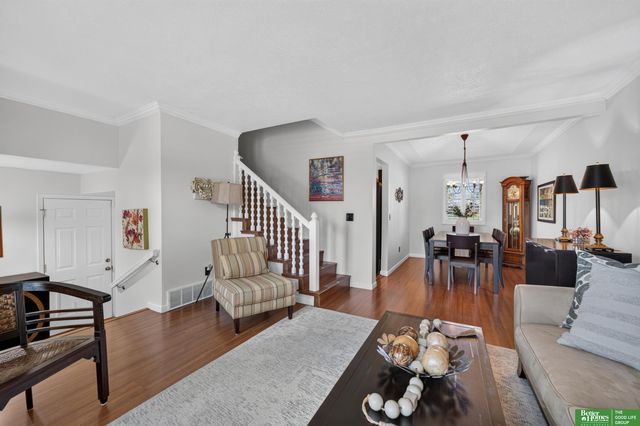 6706 S 77 Street, Ralston, NE 68127