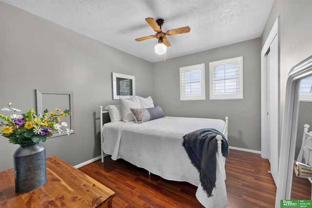 6706 S 77 Street, Ralston, NE 68127
