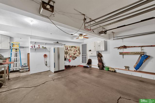 6706 S 77 Street, Ralston, NE 68127