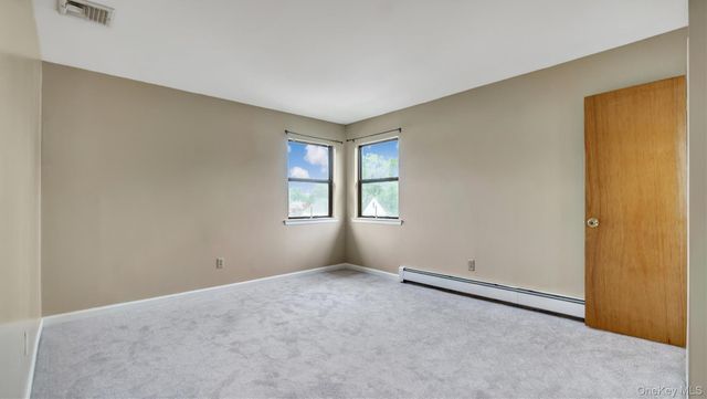 9 Harrison Avenue 2, Glen Cove, NY 11542