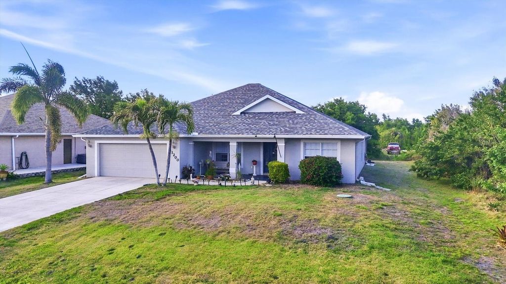 11200 CARNEGIE AVENUE, Englewood, FL 34224
