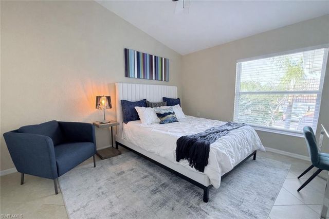 5640 Northboro DR 201, Naples, FL 34110