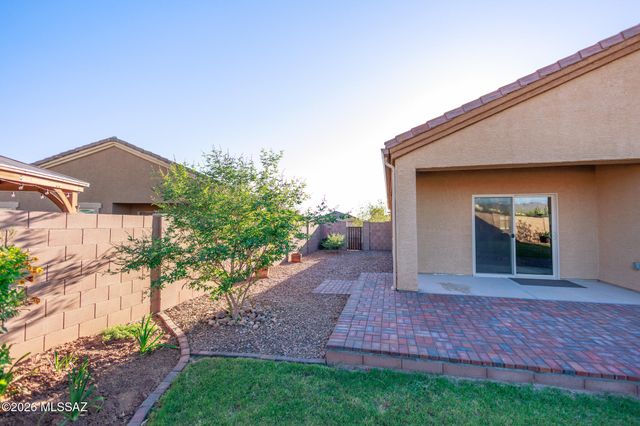 9304 W Tenaza Lane, Marana, AZ 85653