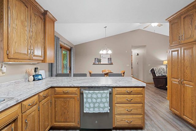 6218 TIELENS ROAD, Luxemburg, WI 54217