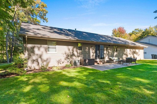 6218 TIELENS ROAD, Luxemburg, WI 54217