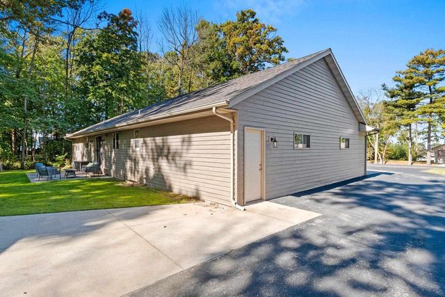 6218 TIELENS ROAD, Luxemburg, WI 54217