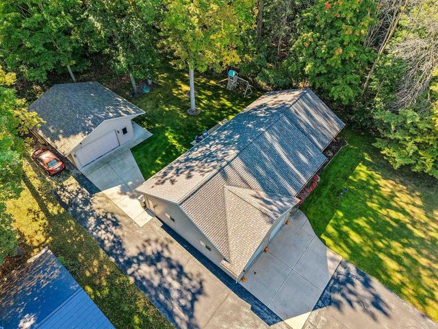 6218 TIELENS ROAD, Luxemburg, WI 54217