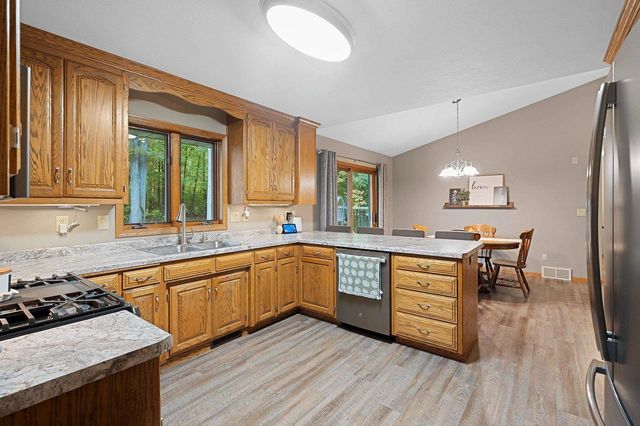 6218 TIELENS ROAD, Luxemburg, WI 54217