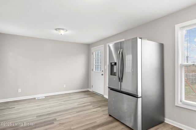 3304 Bank St, Louisville, KY 40212