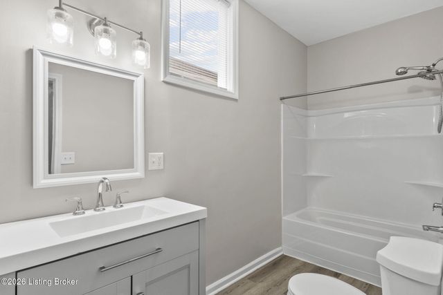 3304 Bank St, Louisville, KY 40212