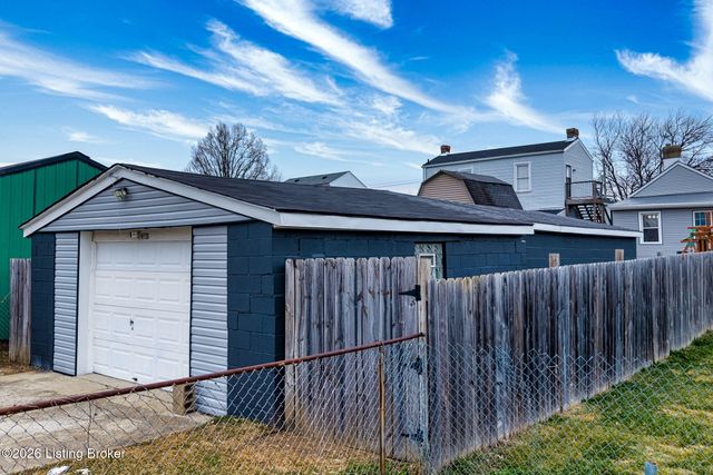 3304 Bank St, Louisville, KY 40212