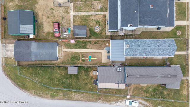 3304 Bank St, Louisville, KY 40212