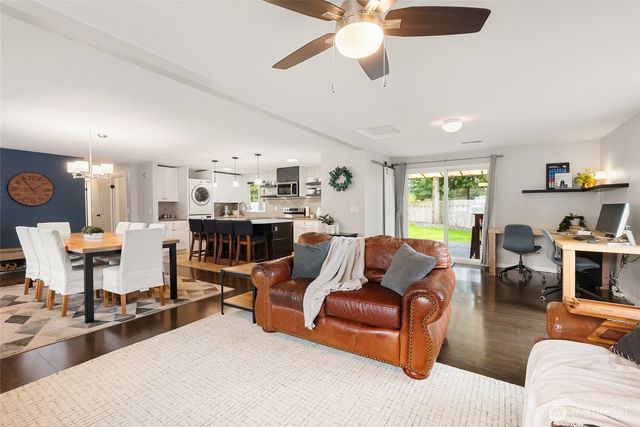 5653 Pecan Court, Ferndale, WA 98248
