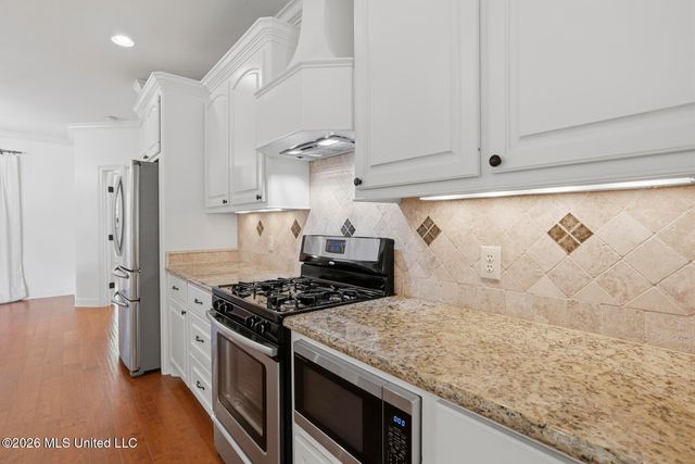 303 Siltstone Ridge, Brandon, MS 39047