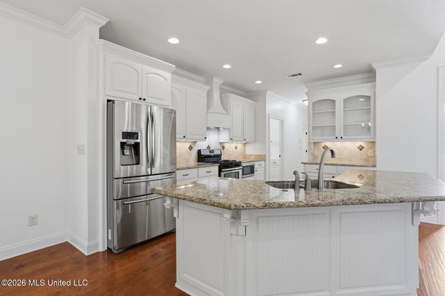 303 Siltstone Ridge, Brandon, MS 39047