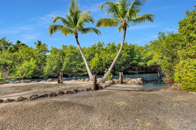 76434 Overseas Highway, Lower Matecumbe, FL 33036