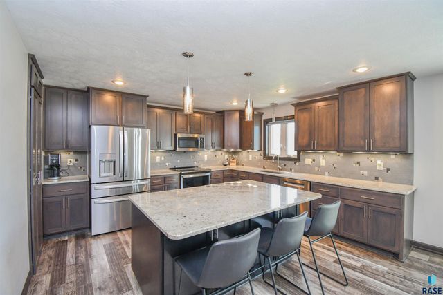 9209 W Dragonfly Dr Drive, Sioux Falls, SD 57107