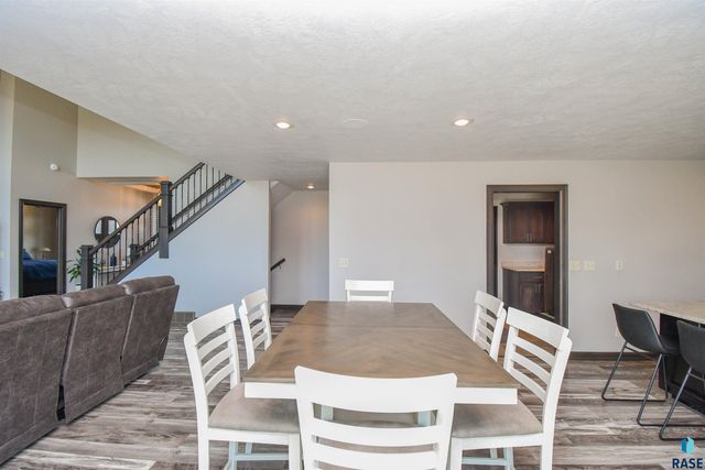 9209 W Dragonfly Dr Drive, Sioux Falls, SD 57107