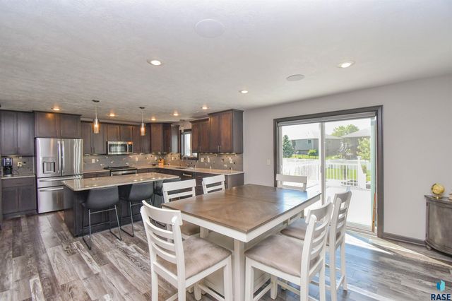 9209 W Dragonfly Dr Drive, Sioux Falls, SD 57107