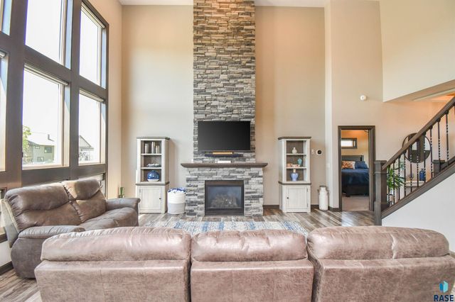 9209 W Dragonfly Dr Drive, Sioux Falls, SD 57107